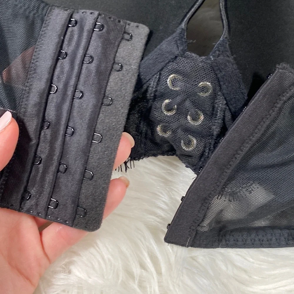 VS • Very Sexy High Neck Chantilly Lace Push Up Bra